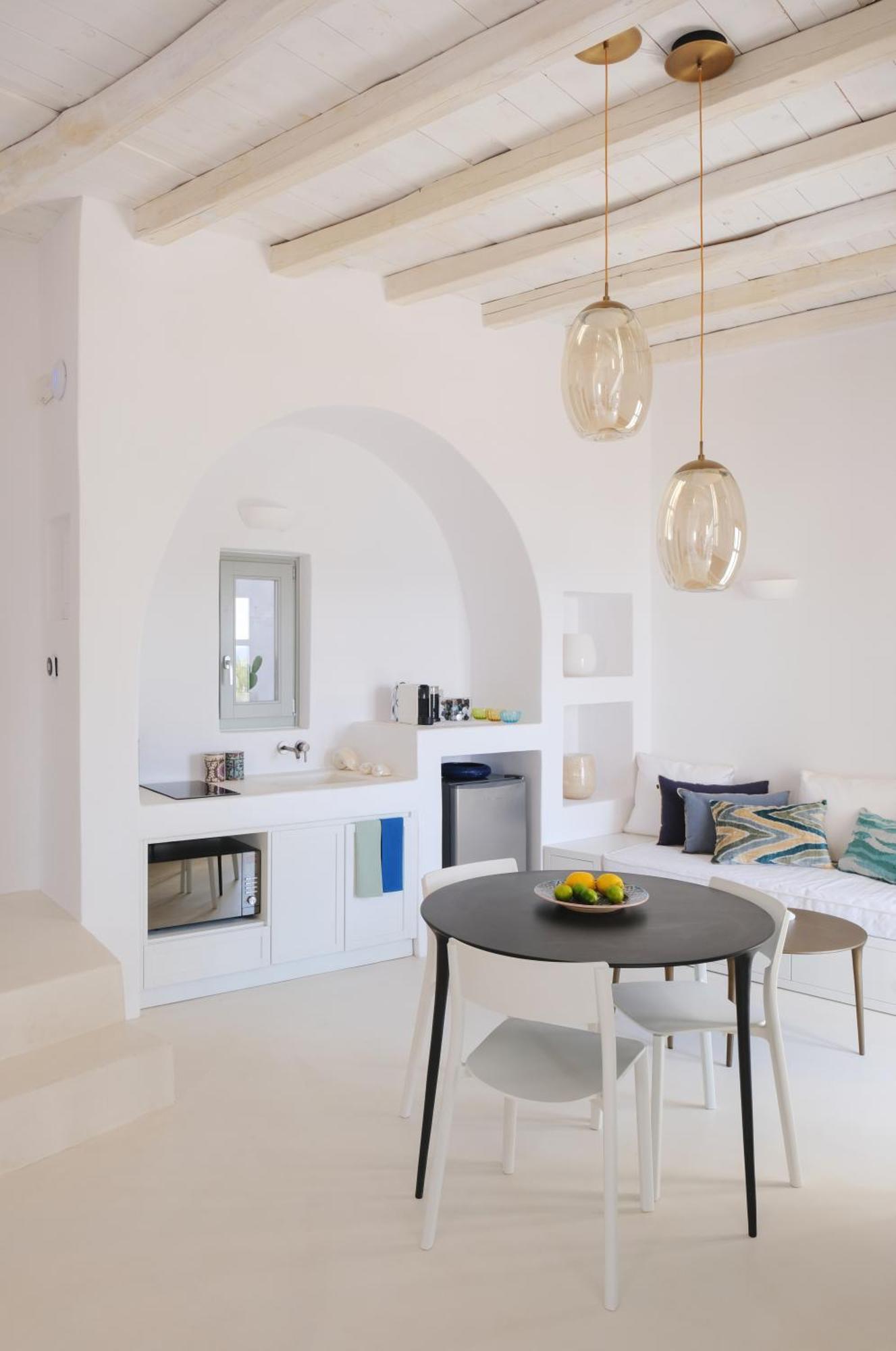 פלאקה Odyssey Rock Milos Sunset Suites מראה חיצוני תמונה