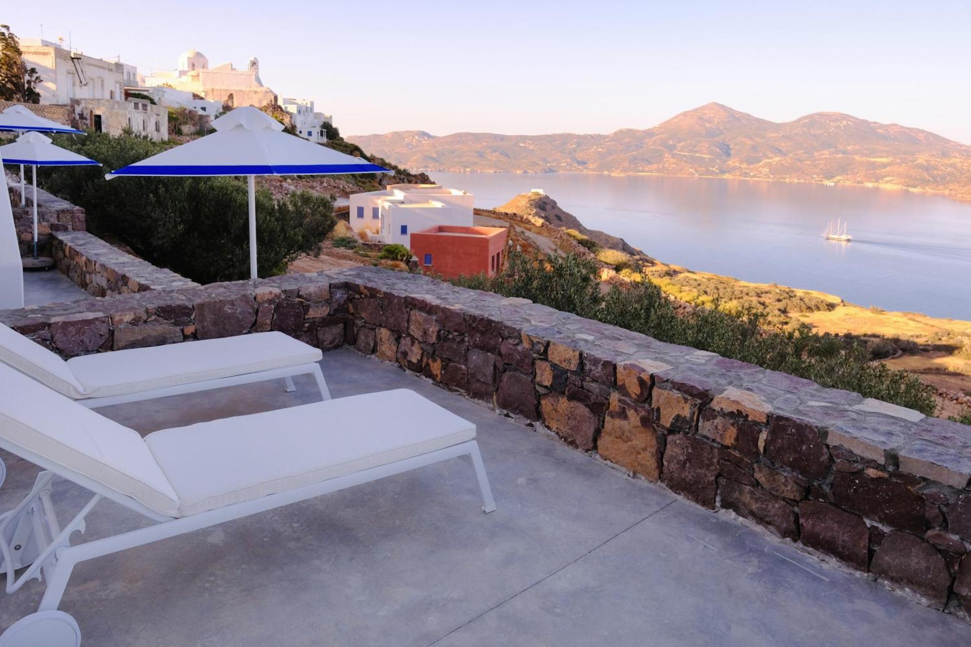 פלאקה Odyssey Rock Milos Sunset Suites מראה חיצוני תמונה