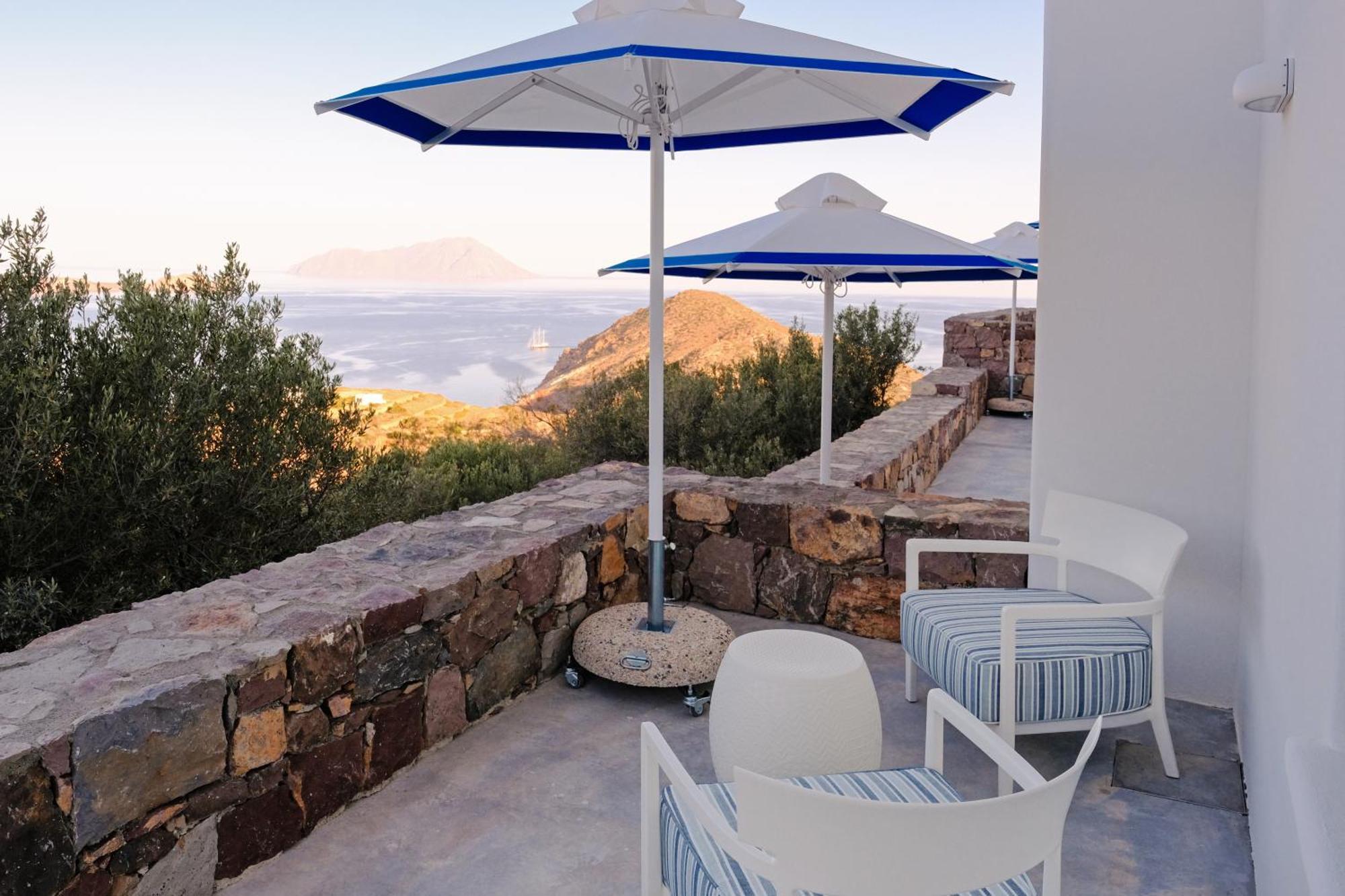פלאקה Odyssey Rock Milos Sunset Suites מראה חיצוני תמונה