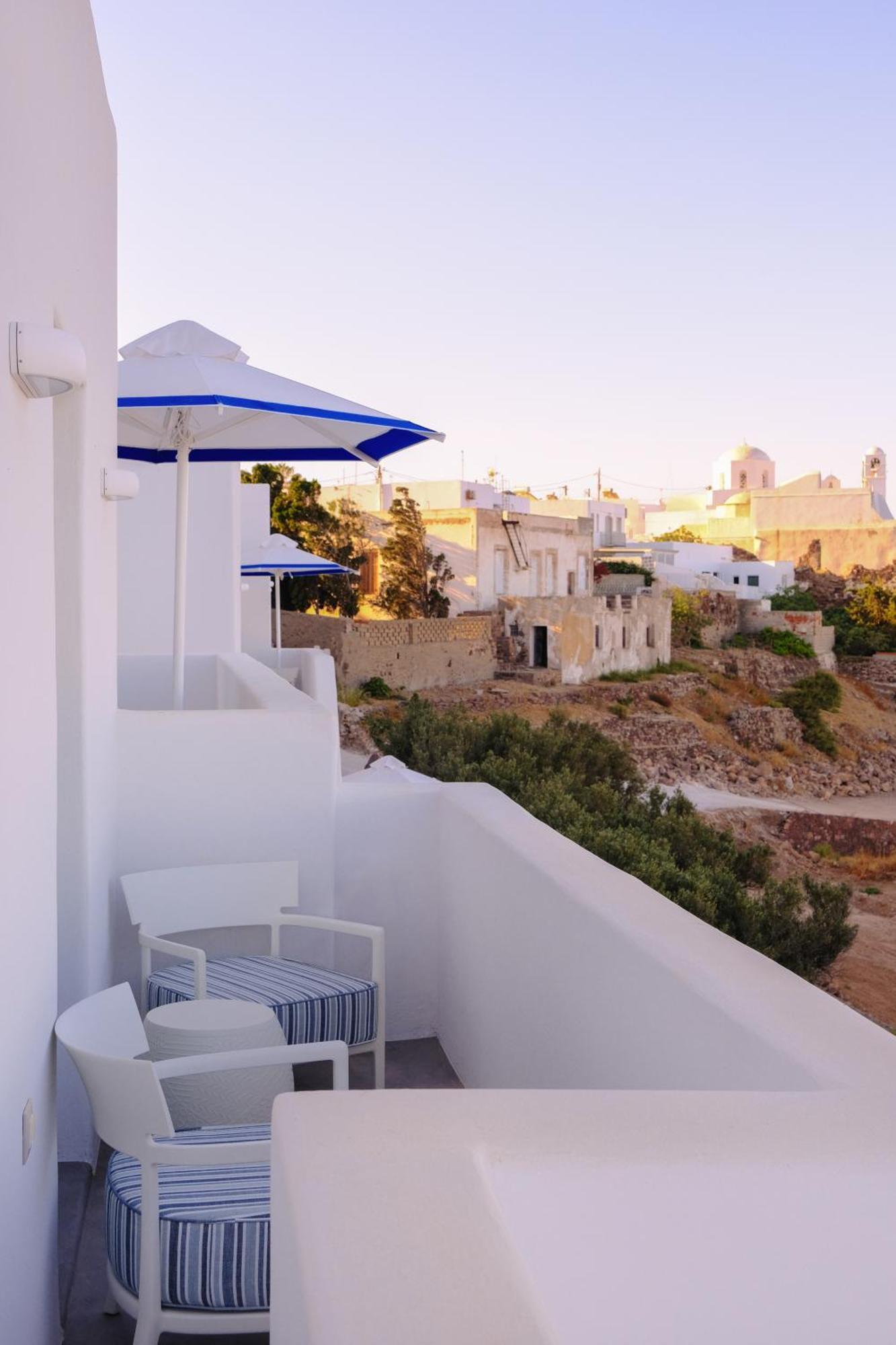 פלאקה Odyssey Rock Milos Sunset Suites חדר תמונה