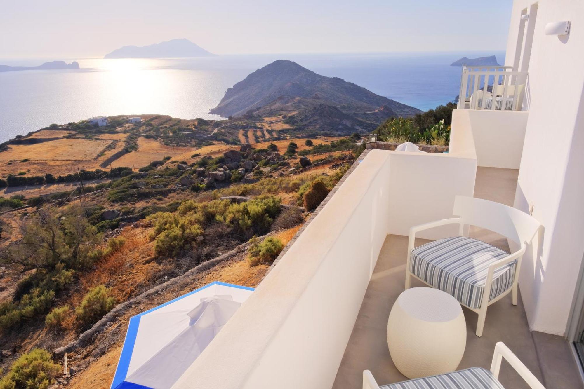 פלאקה Odyssey Rock Milos Sunset Suites חדר תמונה