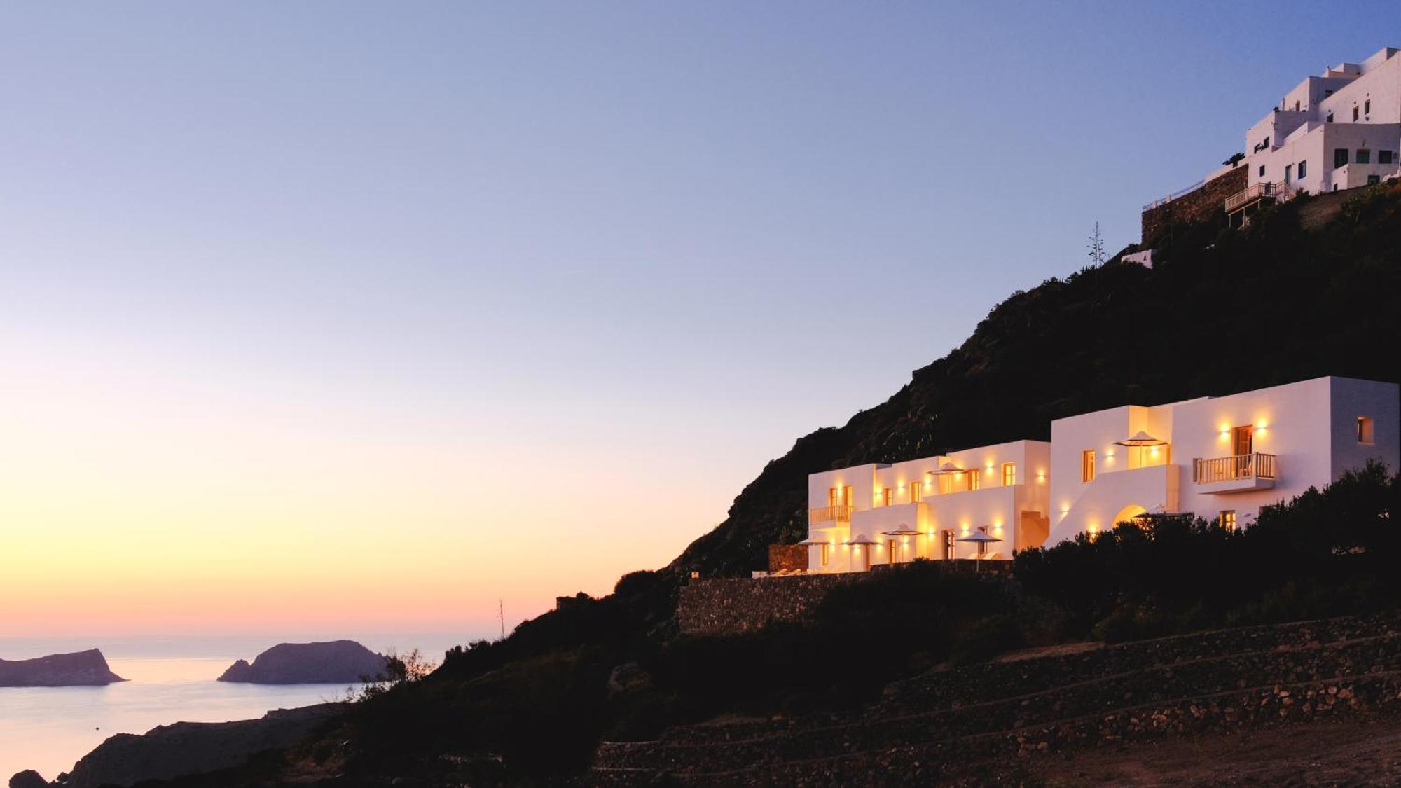 פלאקה Odyssey Rock Milos Sunset Suites מראה חיצוני תמונה