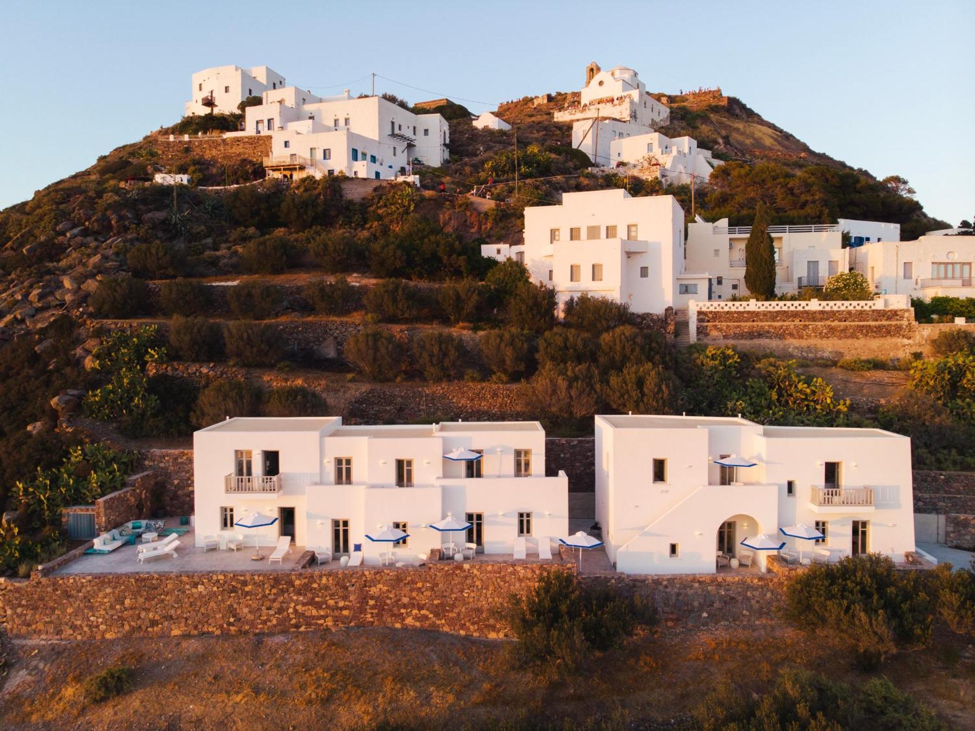 פלאקה Odyssey Rock Milos Sunset Suites מראה חיצוני תמונה